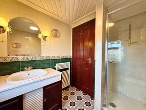 Photo 9- click for photo gallery